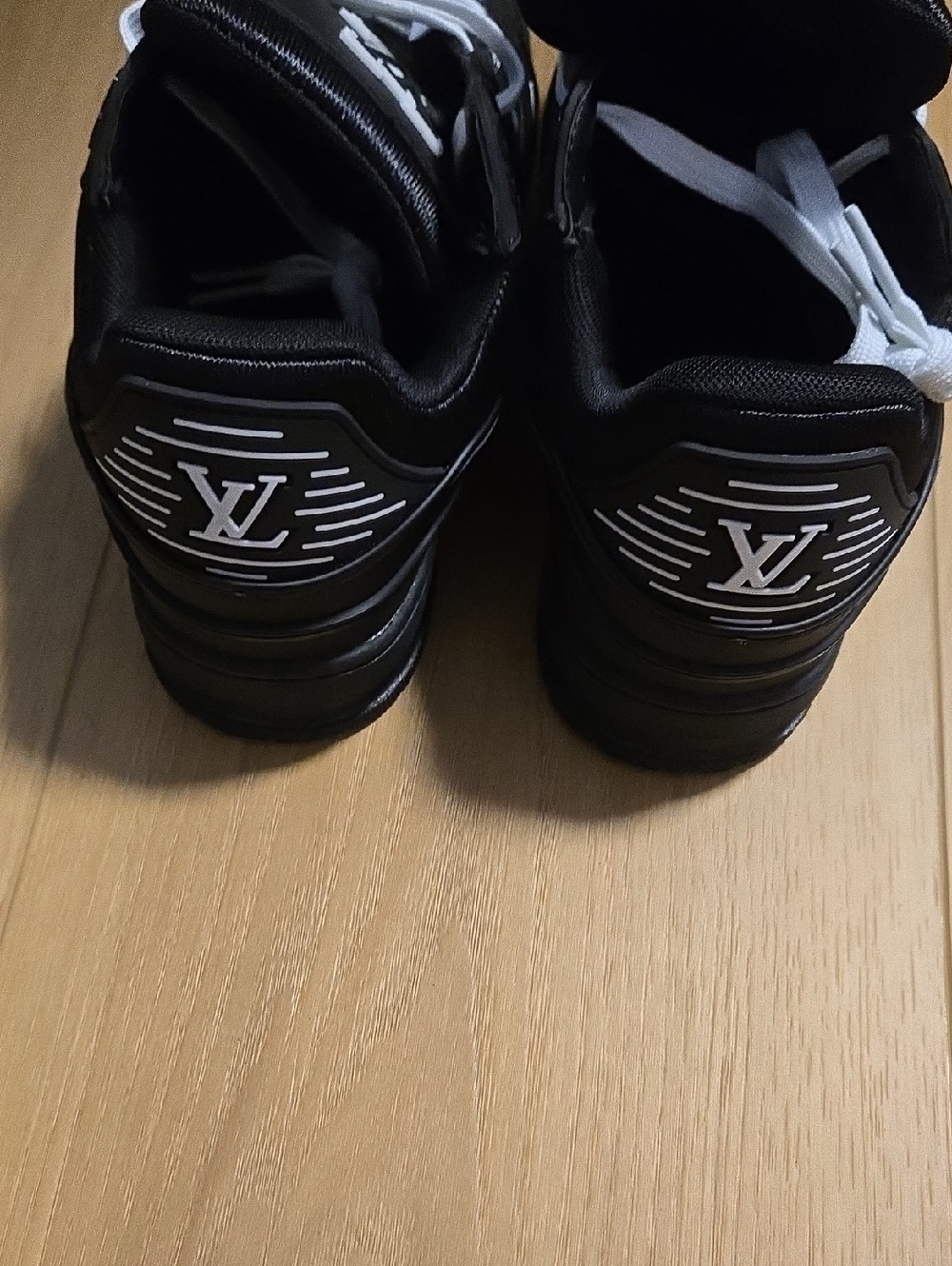 Louis Vuitton Mongral Black Trainers - Picture 6 of 9